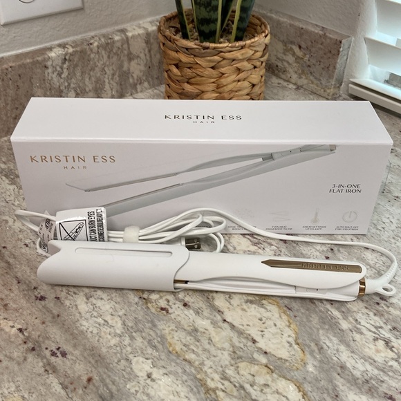 EUC Kristin Ess White Flat Iron, 3-in-one, only used a few times, 1.25” - Picture 3 of 12